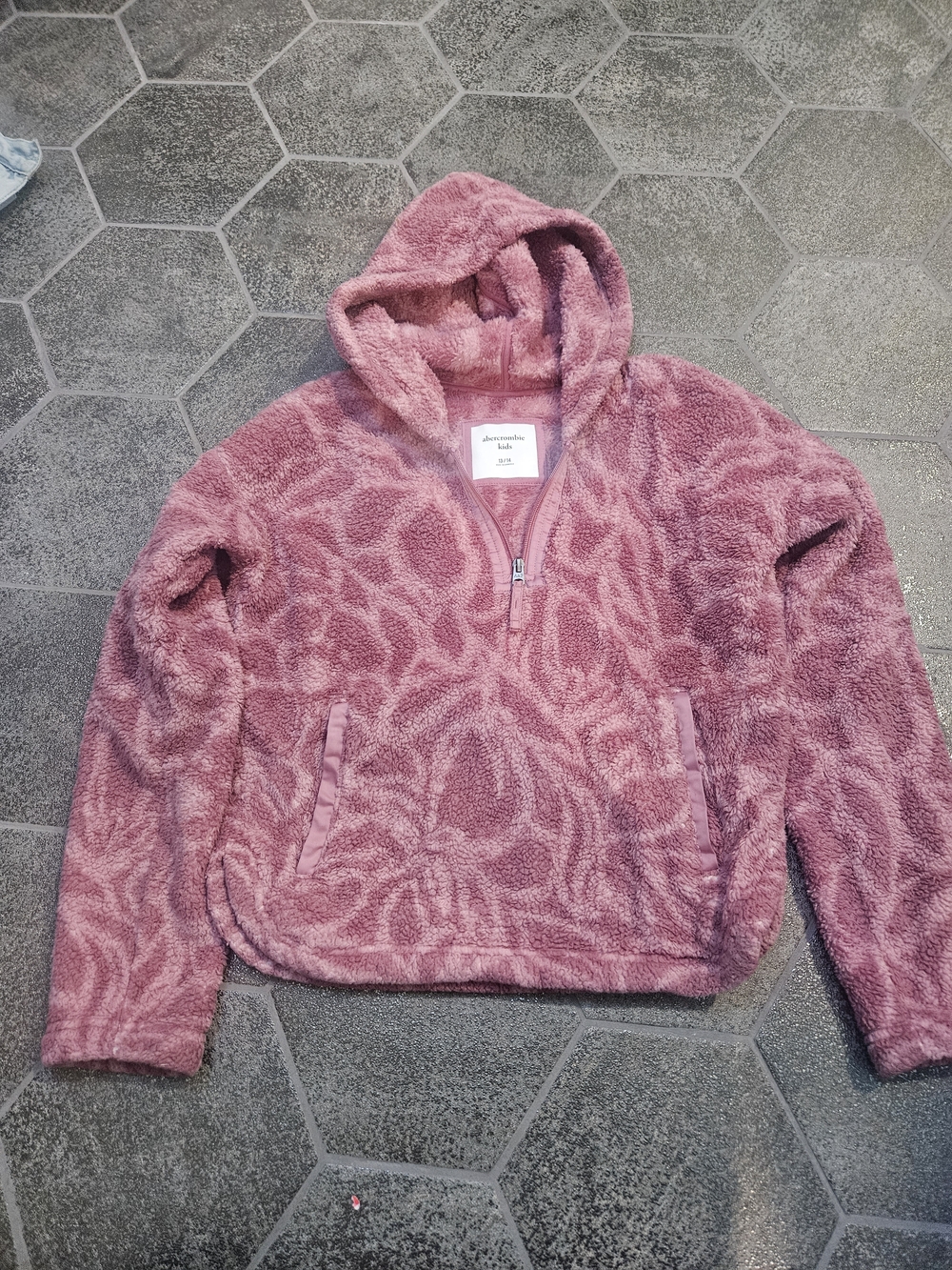 Abercrombie kids dusty rose sherpa half-zip hoodie